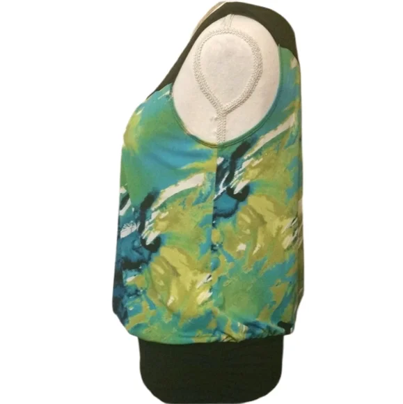 Iz Byer | Green Watercolor Sleeveless Career Top - Picture 3 of 7